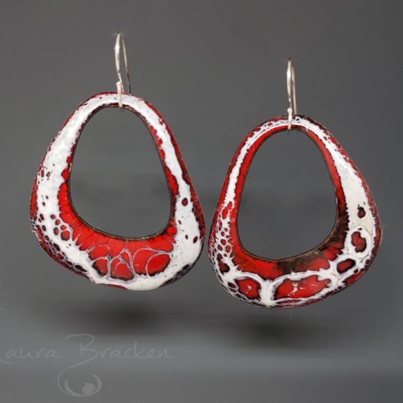 2827enamelearrings1_800.jpg